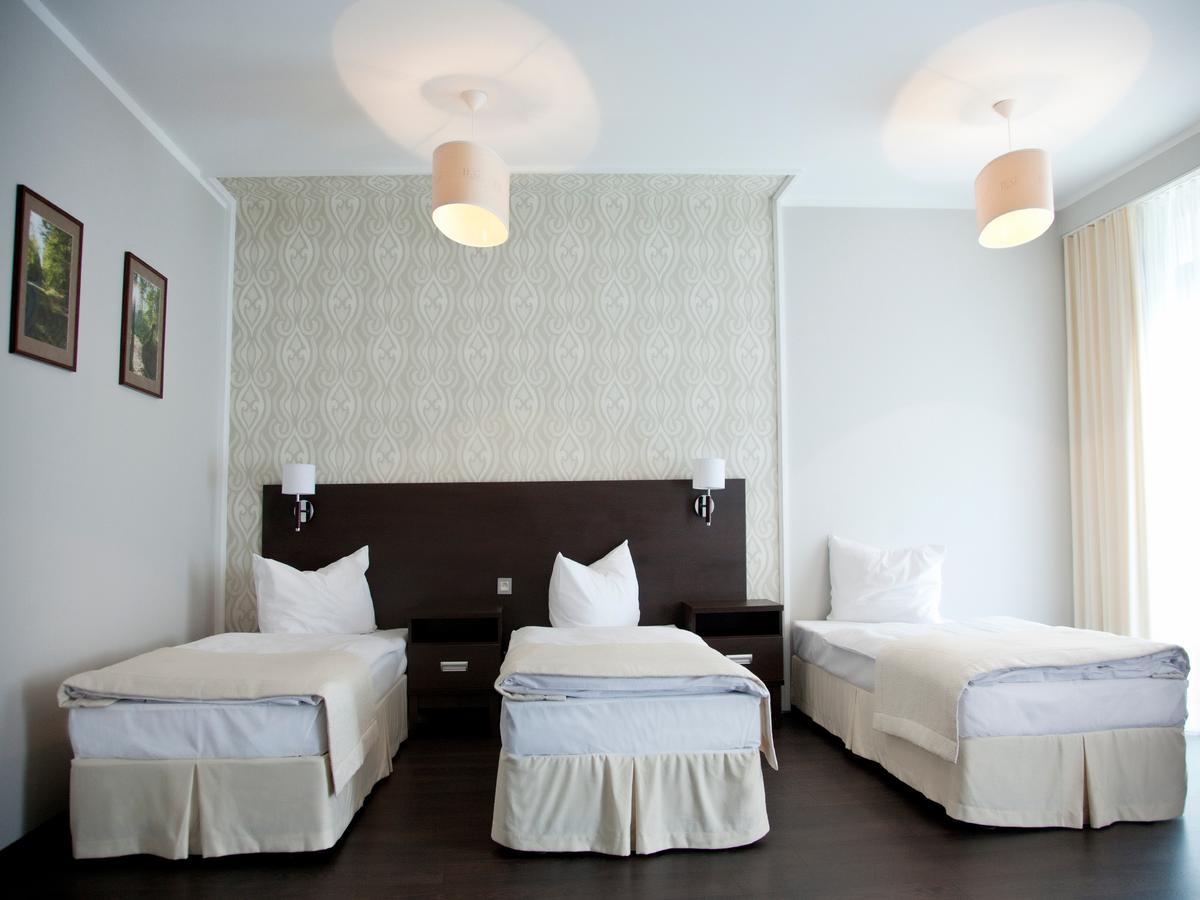 Hotel Grzegorzewski Tuszyn Habitación foto