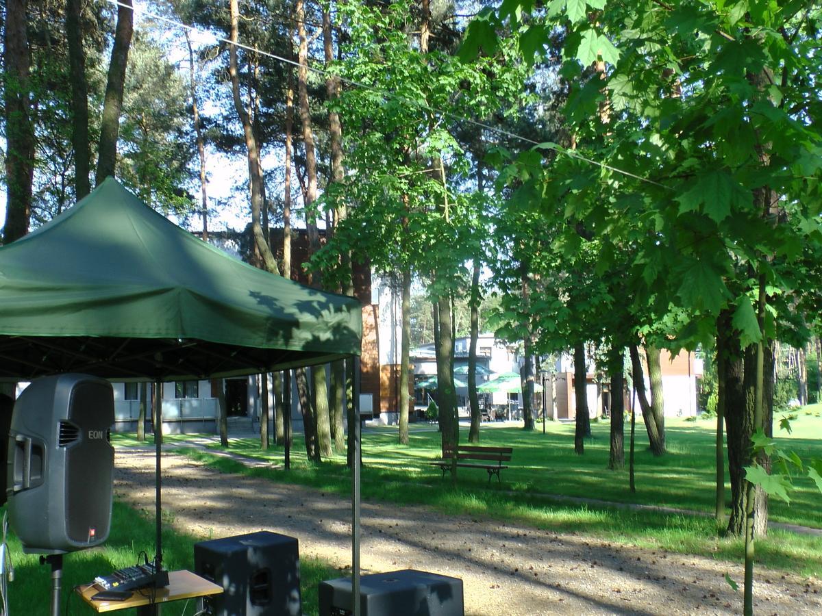 Hotel Grzegorzewski Tuszyn Exterior foto